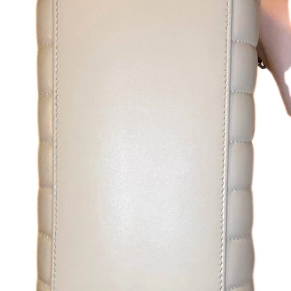 YSL Cream Loulou Medium in Matelasse Lambskin, Chevron Quilted - Picture 6 of 14